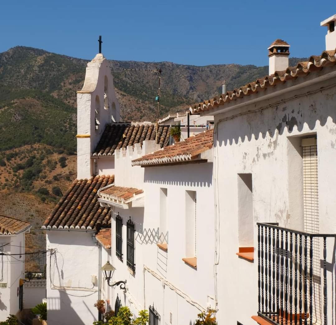 Caminito Rey & Banderas Spa Relax Carratraca Exterior foto